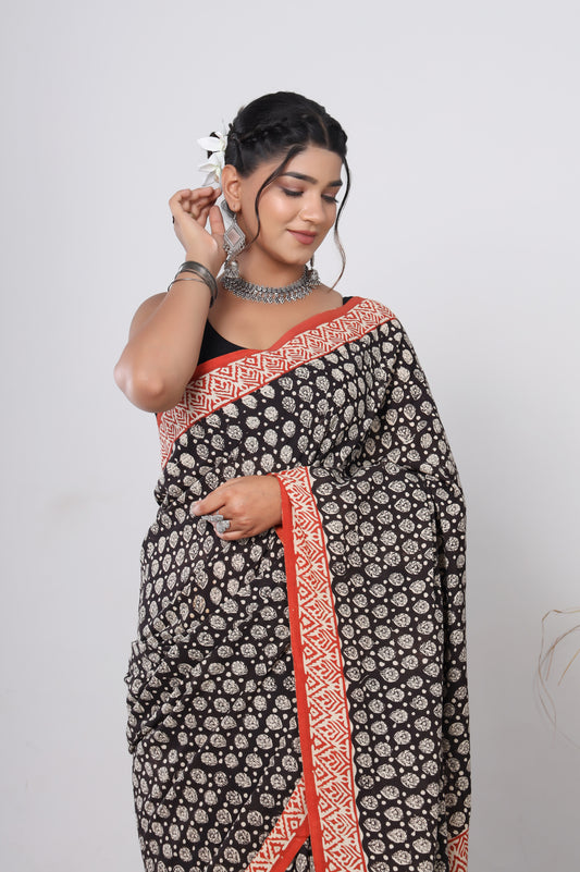 Hand Block Printed Green Floral Cotton Mulmul Saree with Blouse Piece