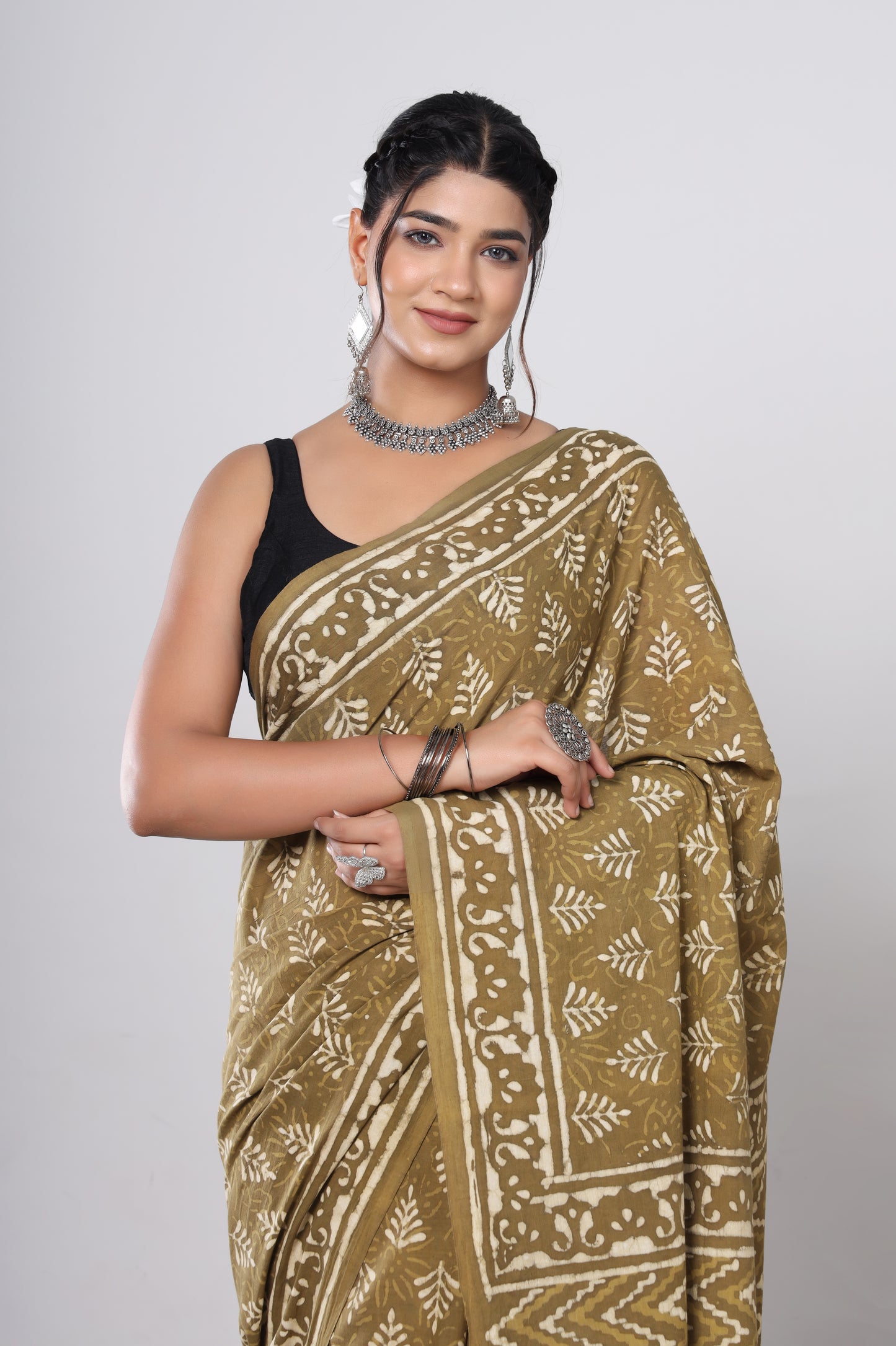Hand Block Printed Green Floral Cotton Mulmul Saree with Blouse Piece