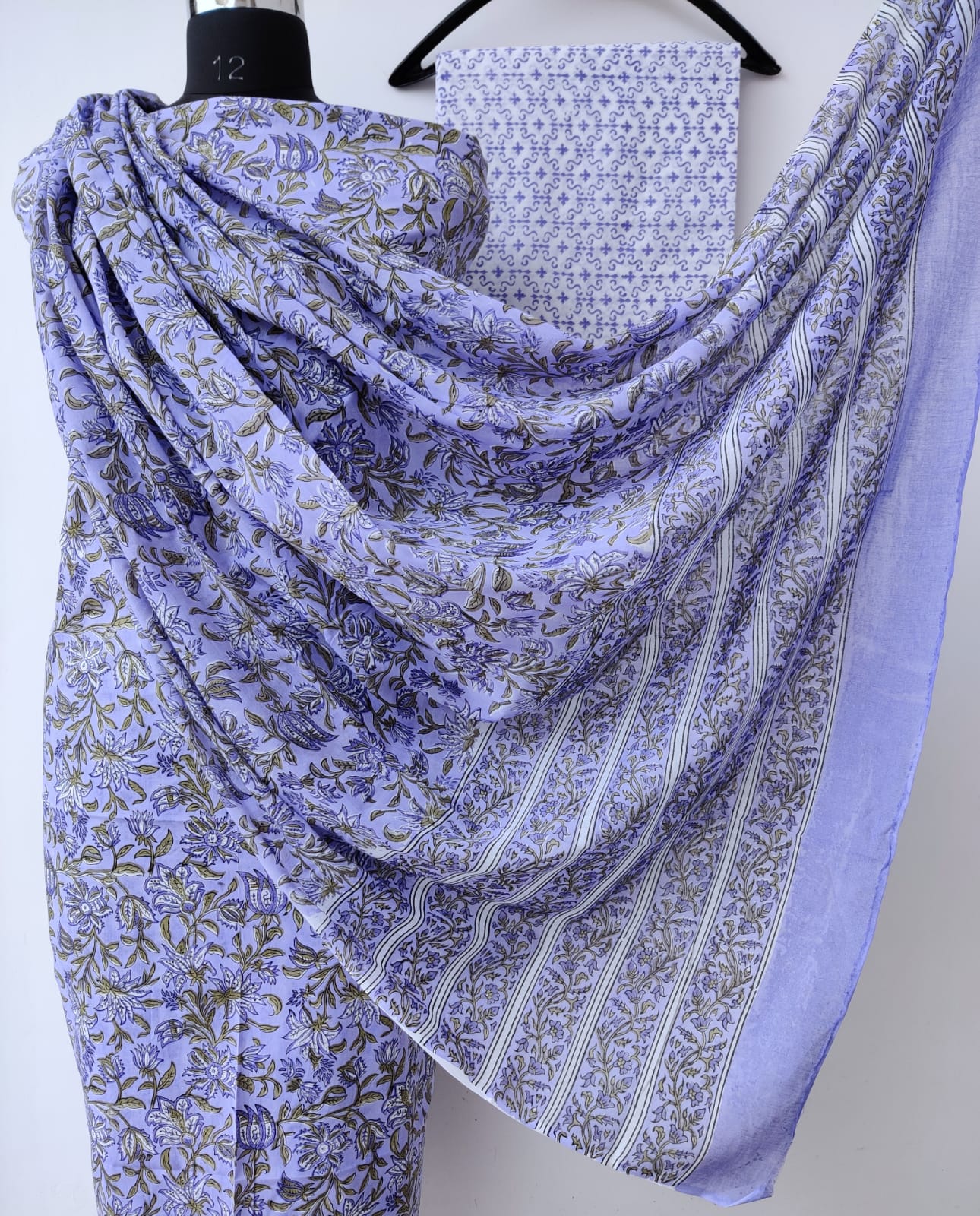 CLASSIC Lilac HANDBLOCK COTTON UNSTICHED SUIT SET WITH MULMUL DUPATTA
