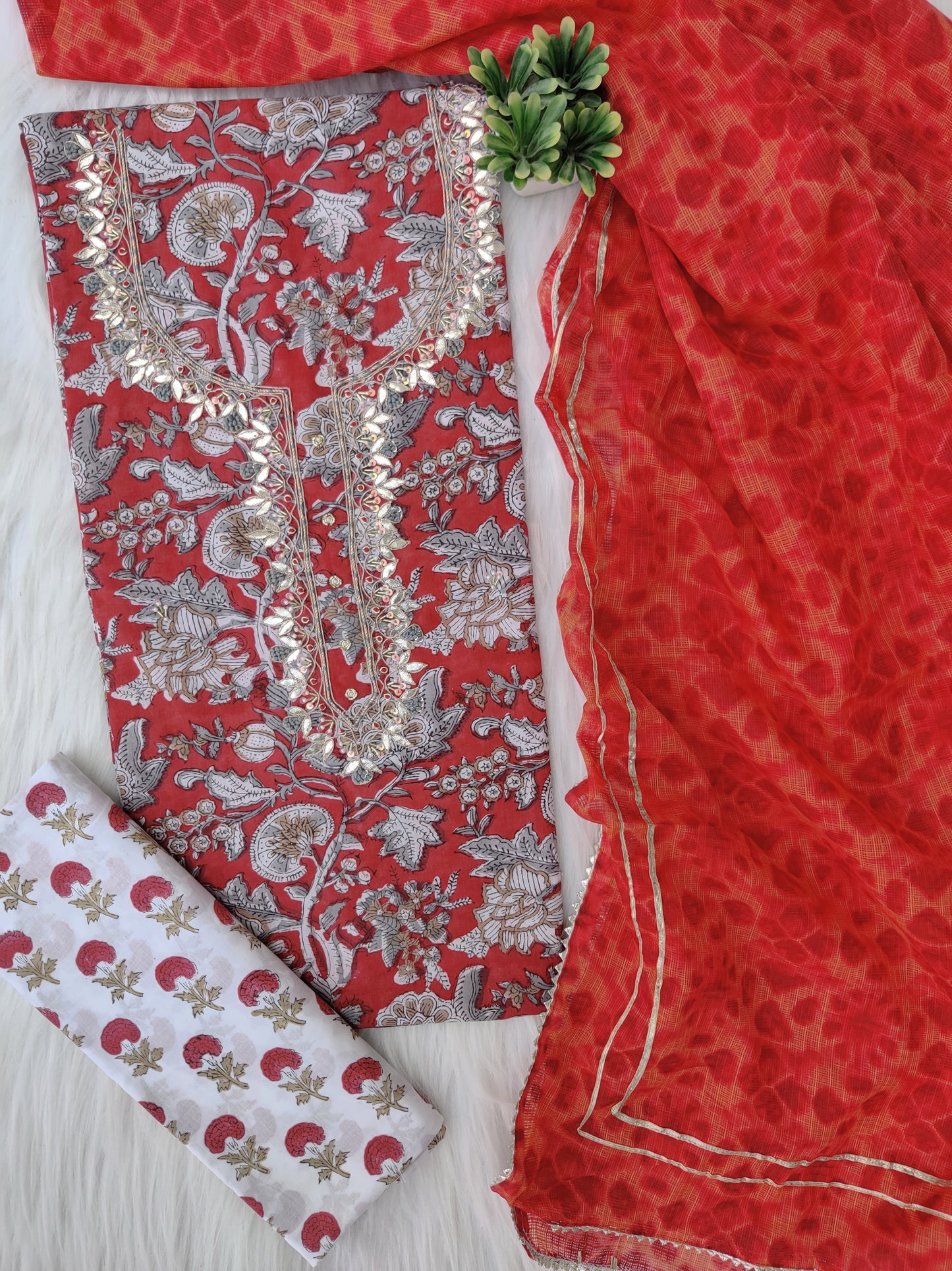 FLORAL PRINTED COTTON GOTA PATTI SUIT WITH KOTA DORIA DUPATTA