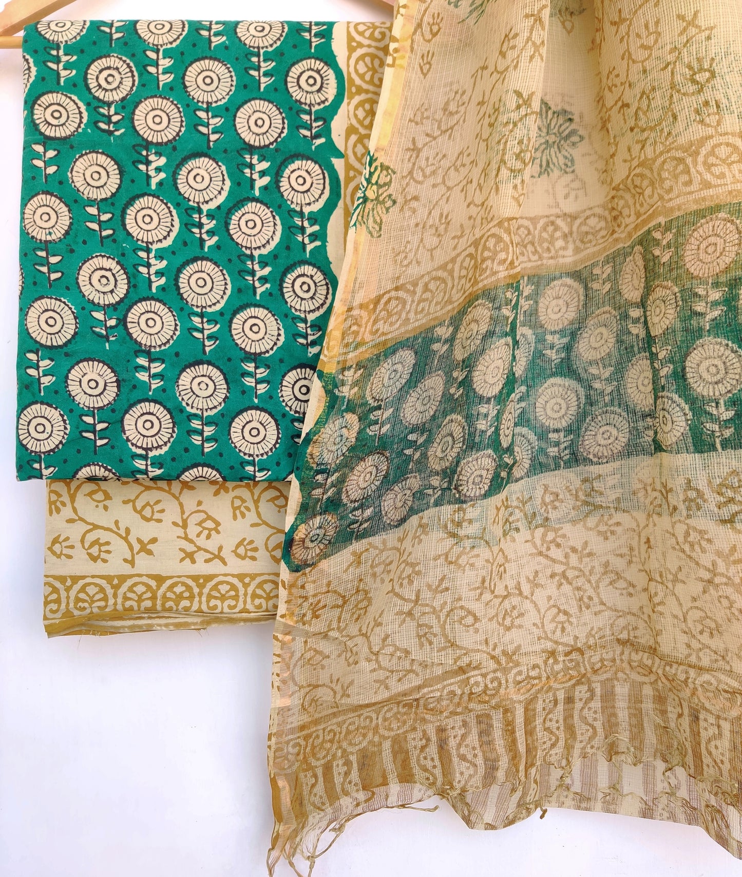 HAND BLOCK PRINTED COTTON SUIT WITH KOTA DORIA DUPATTA