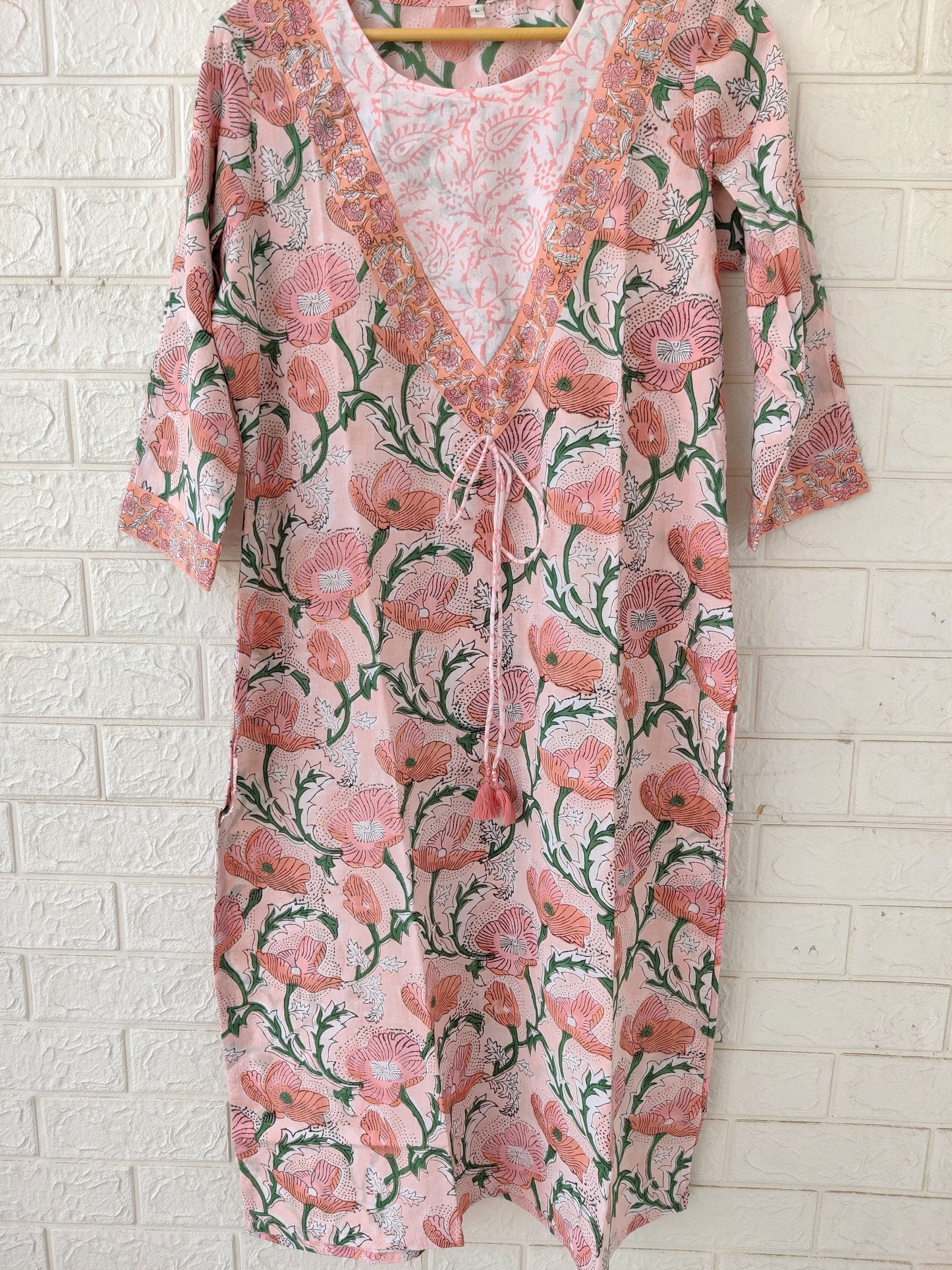 Hand-Block Suit