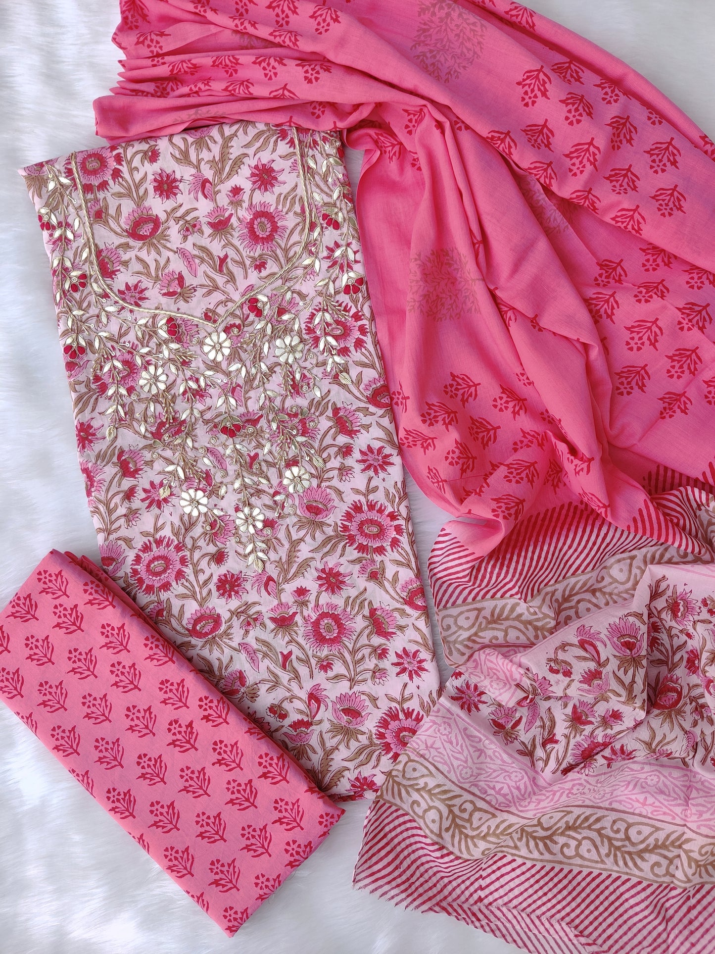 FLORAL PRINTED COTTON GOTA PATTI SUIT WITH COTTON DUPATTA1