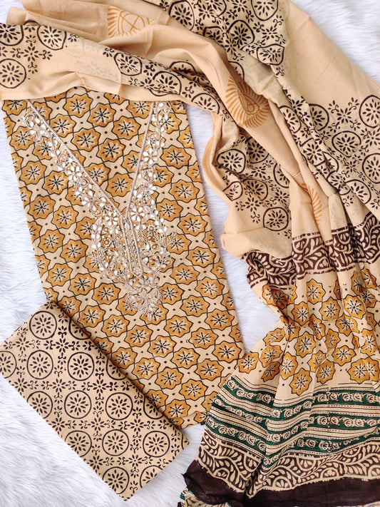 FLORAL PRINTED COTTON GOTA PATTI SUIT WITH COTTON DUPATTA