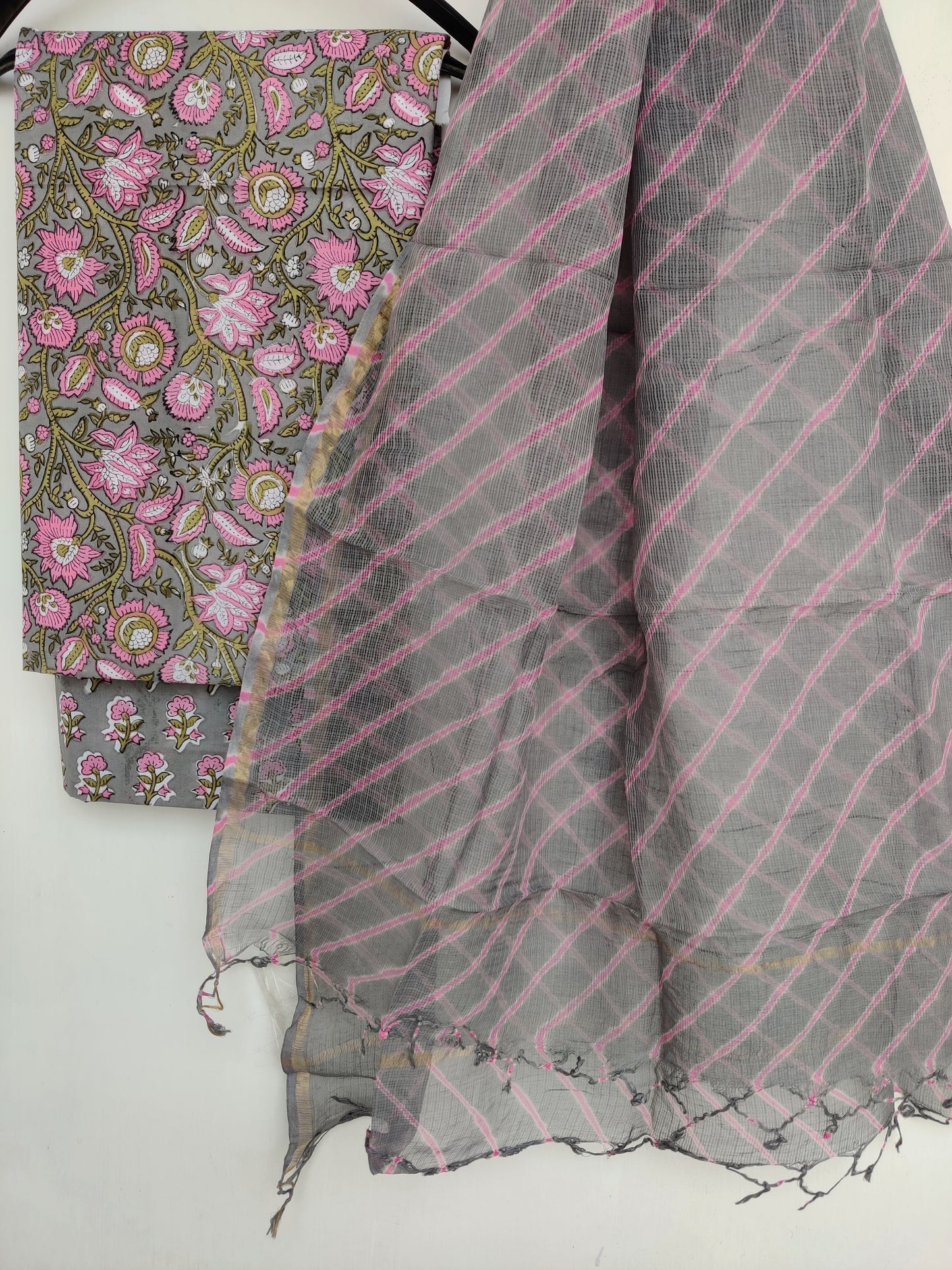 BLOCK PRINTED COTTON SUIT WITH LEHRIYA KOTA DORIA DUPATTA1