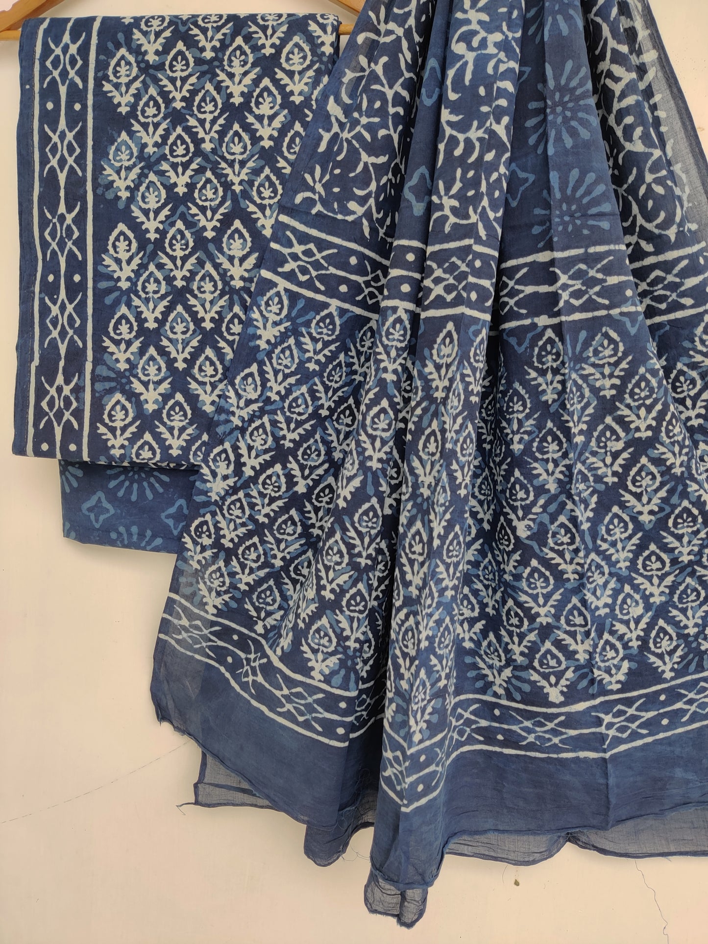(DABU) Hand Printed Cotton Suit With Mulmul Cotton Dupatta