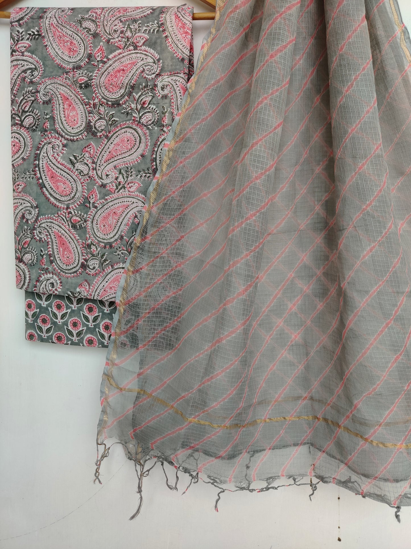 BLOCK PRINTED COTTON SUIT WITH LEHRIYA KOTA DORIA DUPATTA
