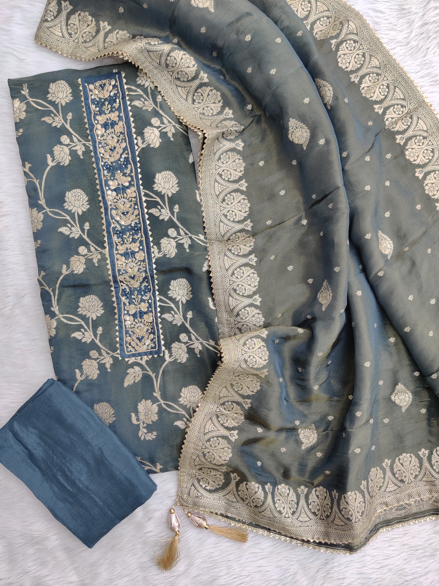 NEW LAUNCH ELEGANT SHIMMER JACQUARD SILK GOTA PATTI SUIT SET WITH SHIMMER JACQUARD DUPATTA