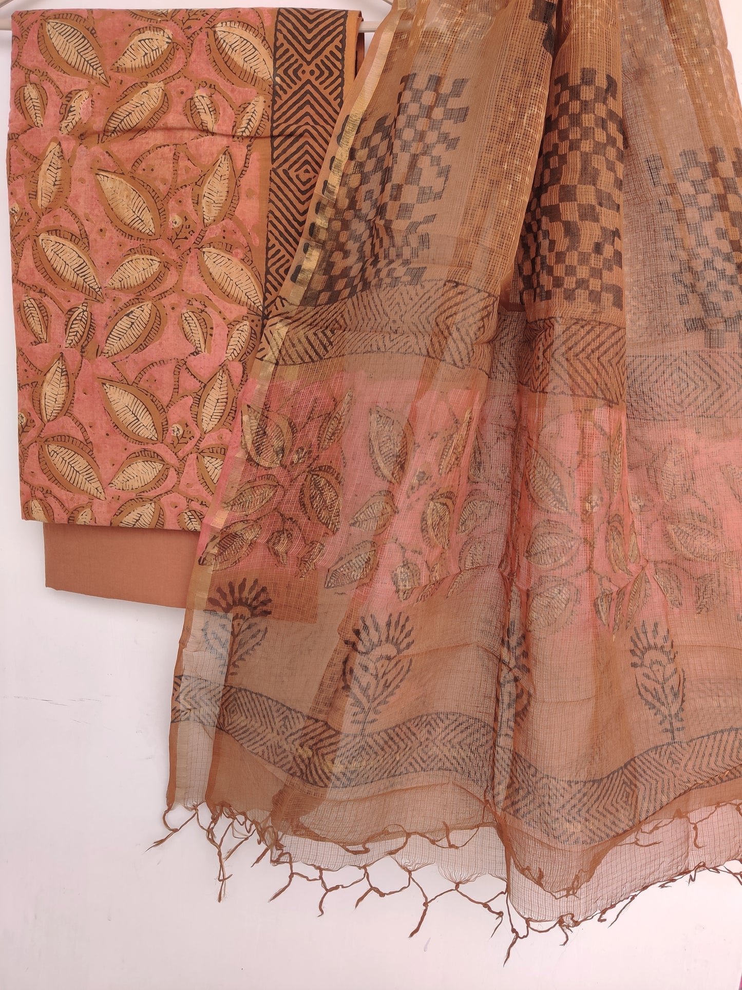 (VANASPATI) Block Printed Cotton Suit with Cotton Kota Doria dupattaa