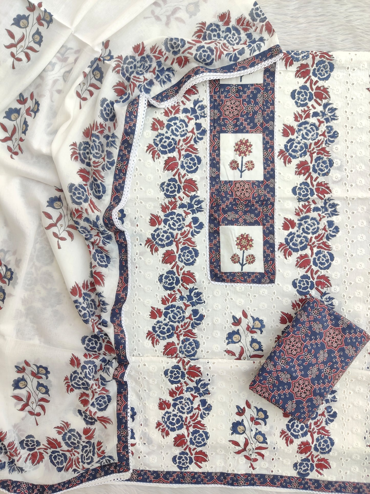 ELEGANT COTTON SCHIFFLI HAKUBA EMBROIDERY MUGHAL BUTA NECK WORK SUIT SET WITH MULMUL DUPATTA