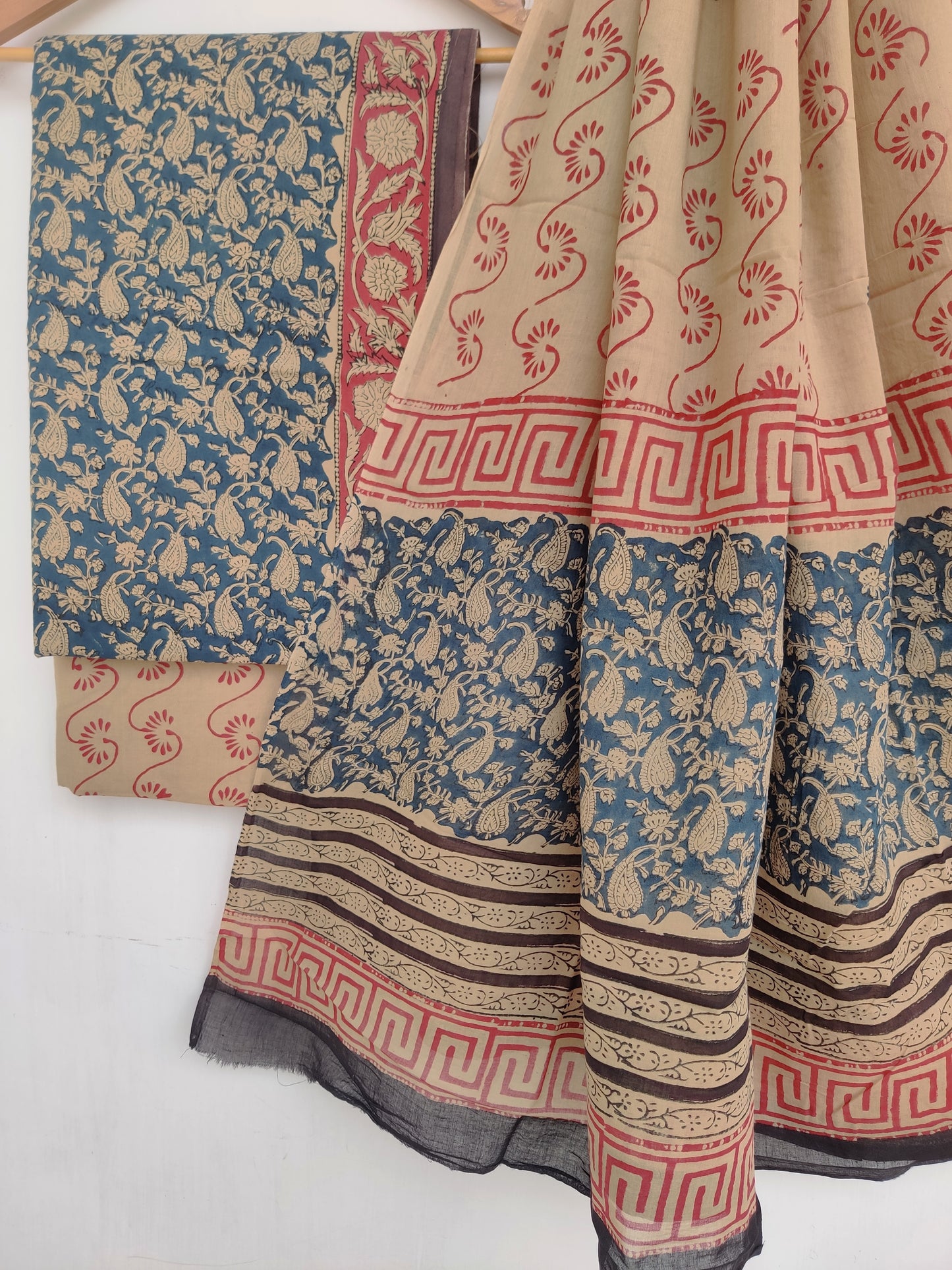 (SALE) Hand Block Printed Cotton Suit With Mulmul Cotton Dupatta
