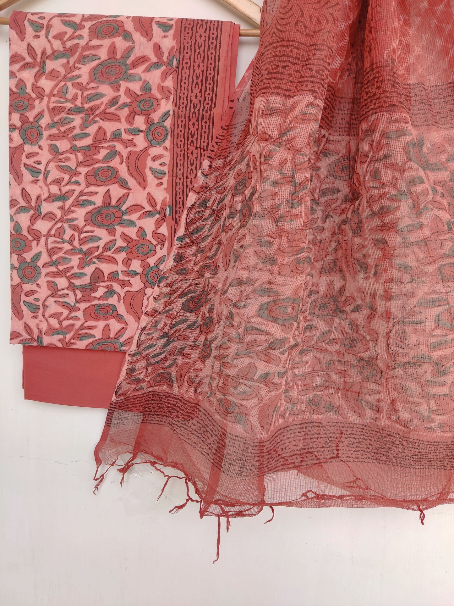 (VANASPATI) Block Printed Cotton Suit with Cotton Kota Doria Dupatta