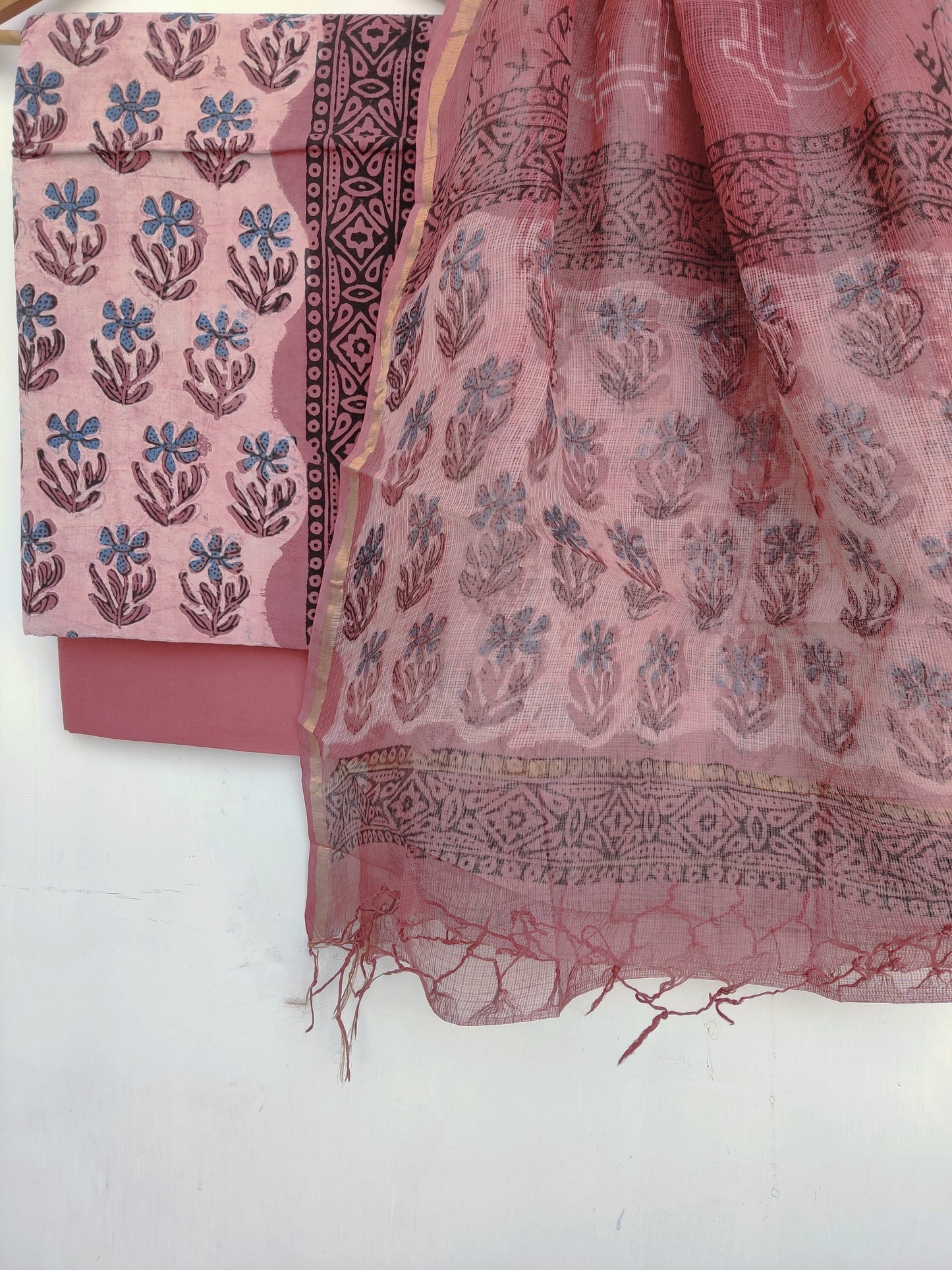 (VANASPATI) Block Printed Cotton Suit with Cotton Kota Doria Dupatta