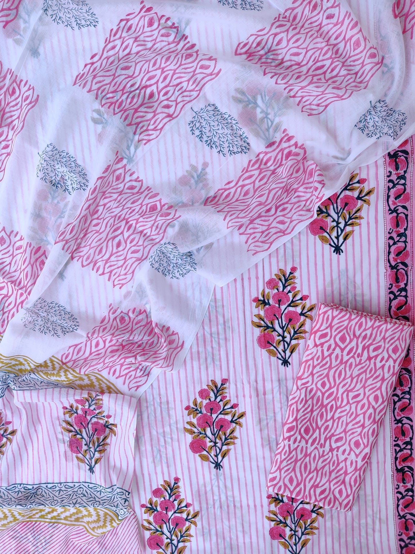 (SALE) Hand Block Printed Cotton Suit With Mulmul Cotton Dupatta