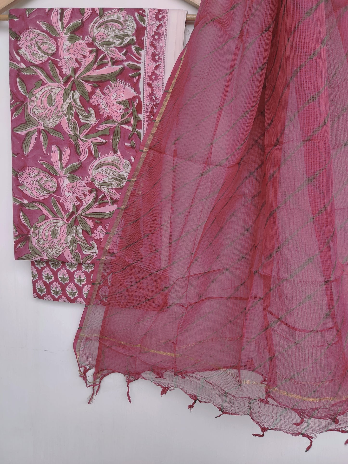BLOCK PRINTED COTTON SUIT WITH LEHRIYA KOTA DORIA DUPATTA