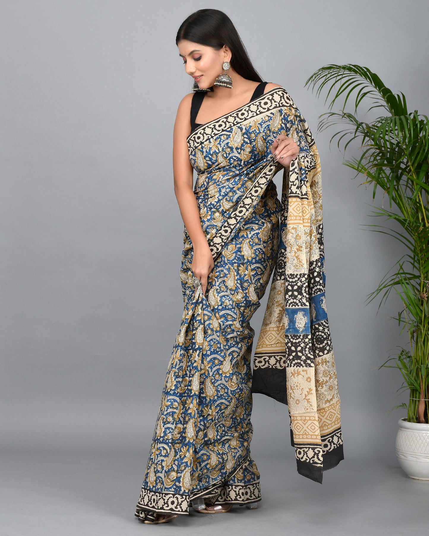 Bagru Printed Cotton Mulmul Saree with Blouse Piece