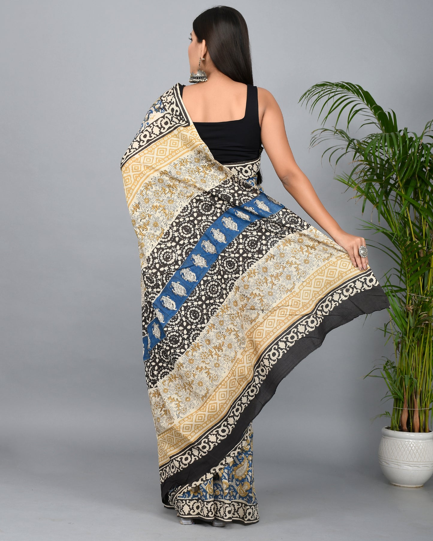 Bagru Printed Cotton Mulmul Saree with Blouse Piece