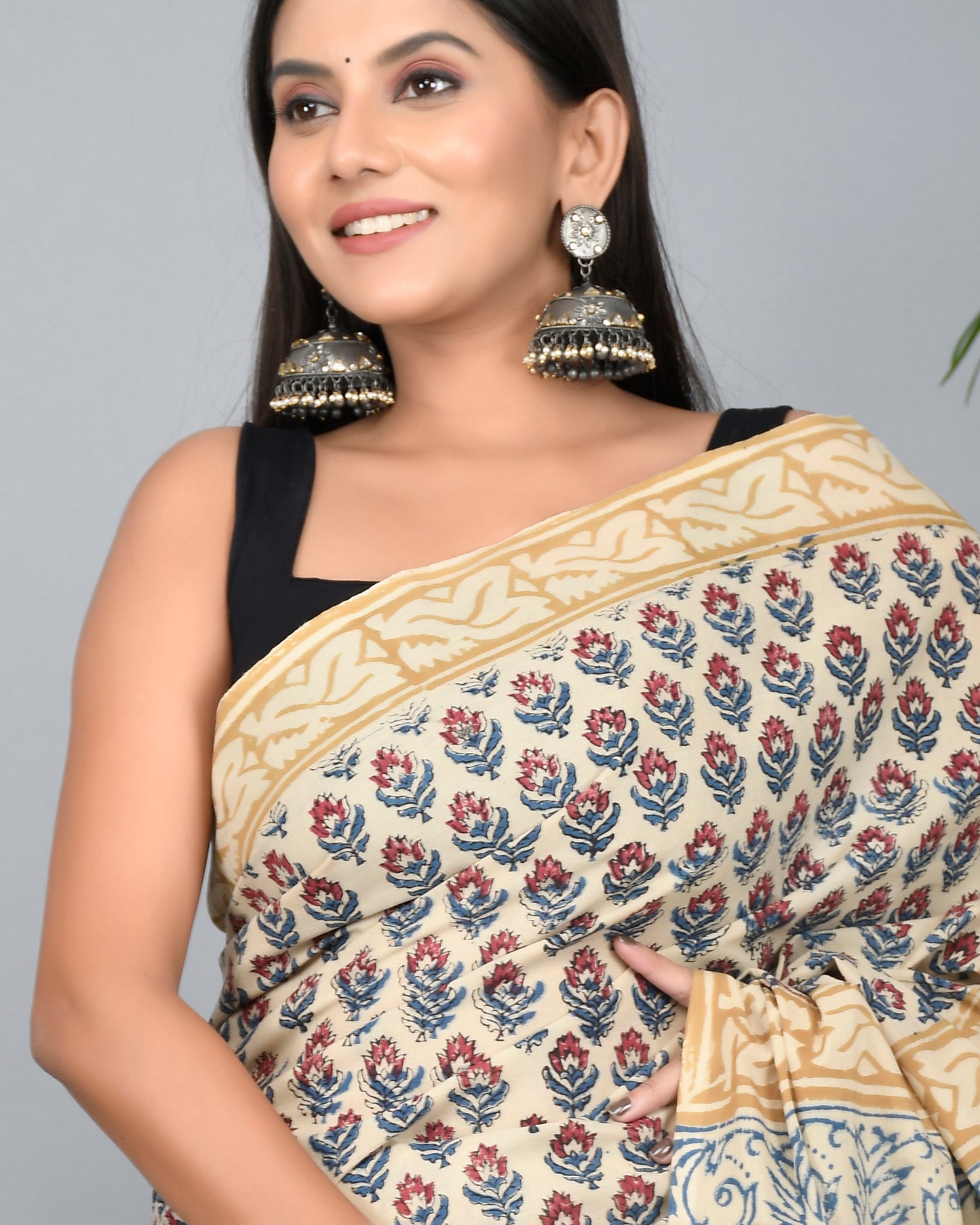 Bagru Printed Cotton Mulmul Saree with Blouse Piece