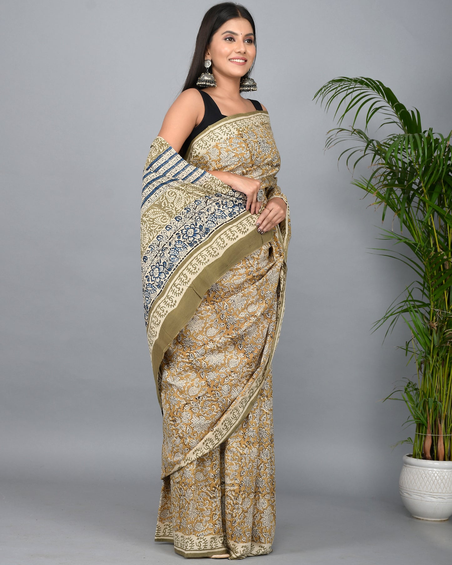 Bagru Printed Cotton Mulmul Saree with Blouse Piece
