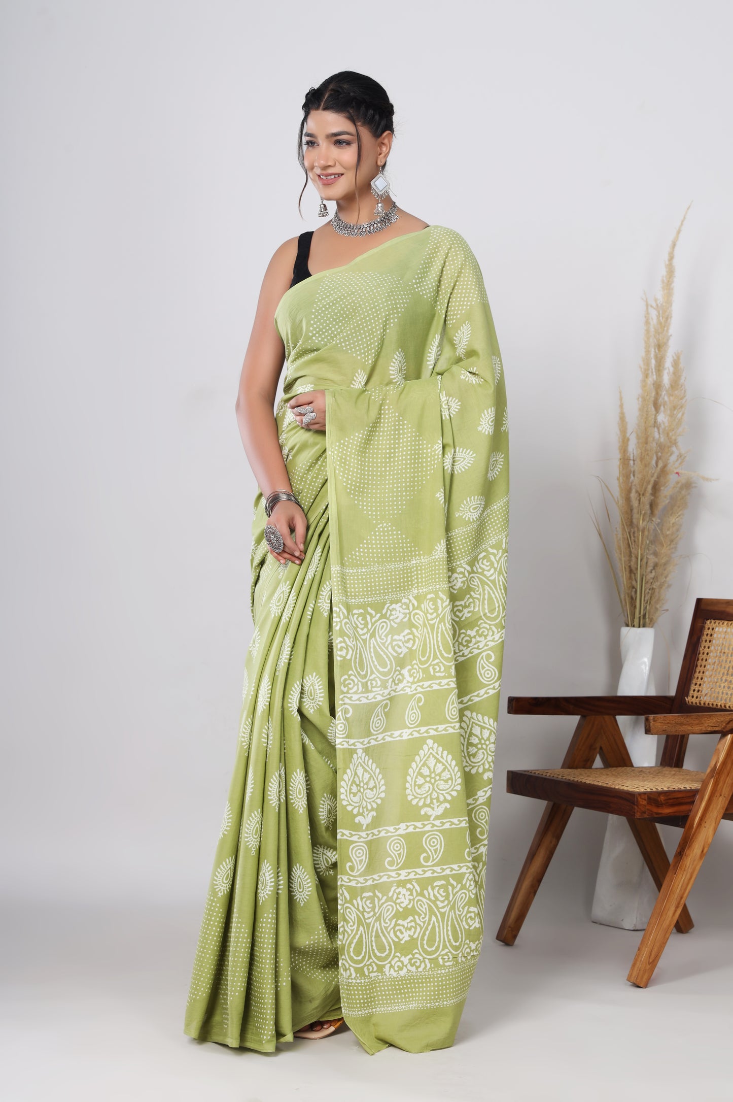 Hand Block Printed Green Floral Cotton Mulmul Saree with Blouse Piece