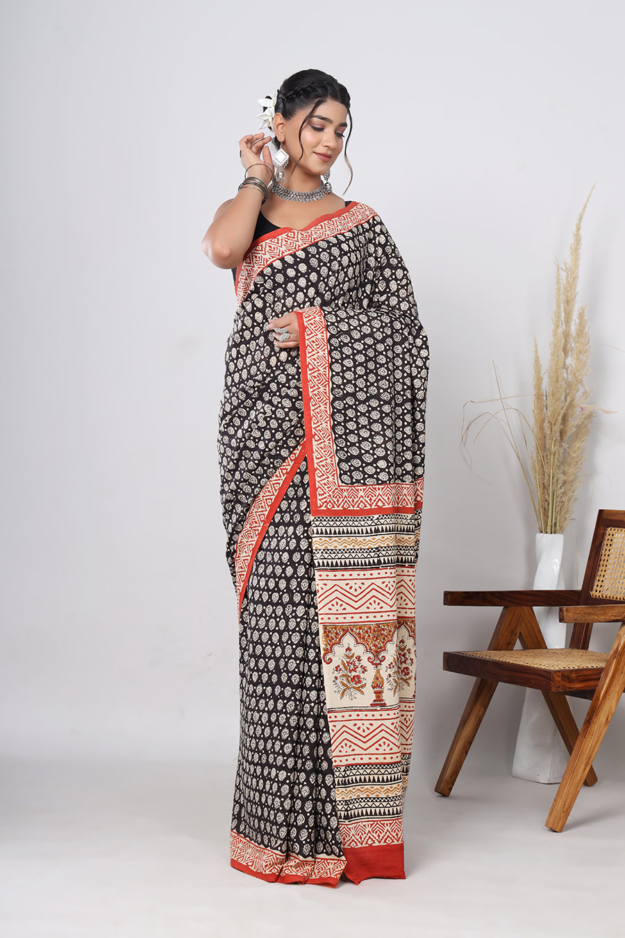 Hand Block Printed Green Floral Cotton Mulmul Saree with Blouse Piece