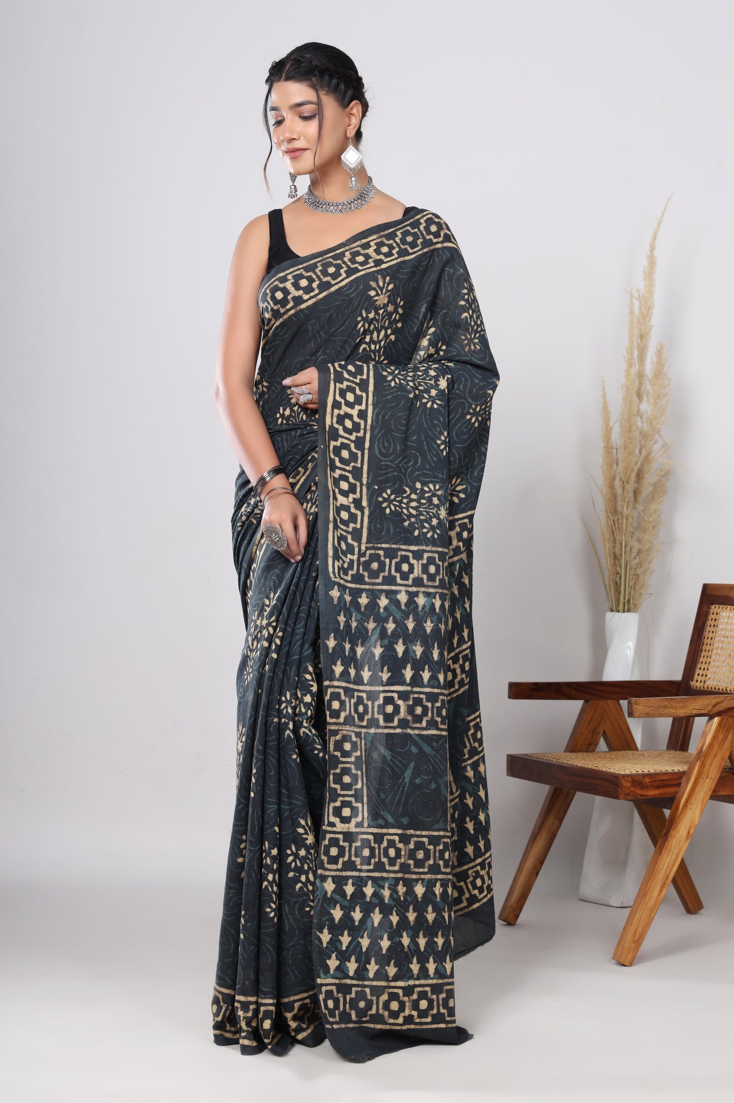 Hand Block Printed Green Floral Cotton Mulmul Saree with Blouse Piece