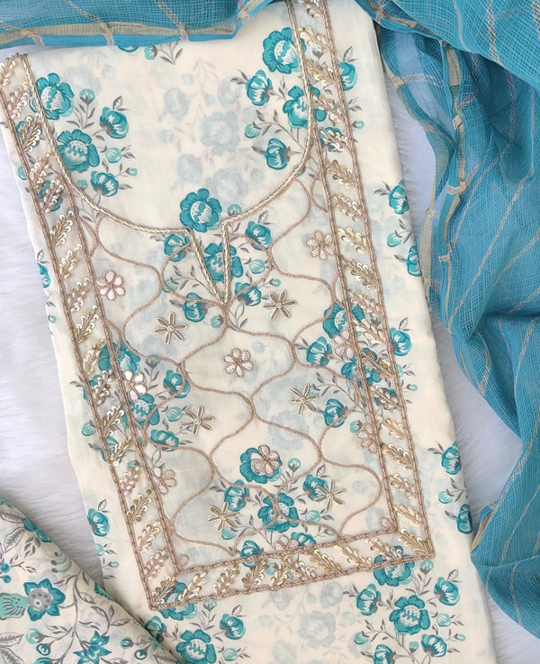 HANDBLOCK PRINTED GOTA PATTI NECK WORK SUITS WITH LEHRIYA KOTA DORIA DUPATTA
