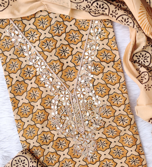 FLORAL PRINTED COTTON GOTA PATTI SUIT WITH COTTON DUPATTA