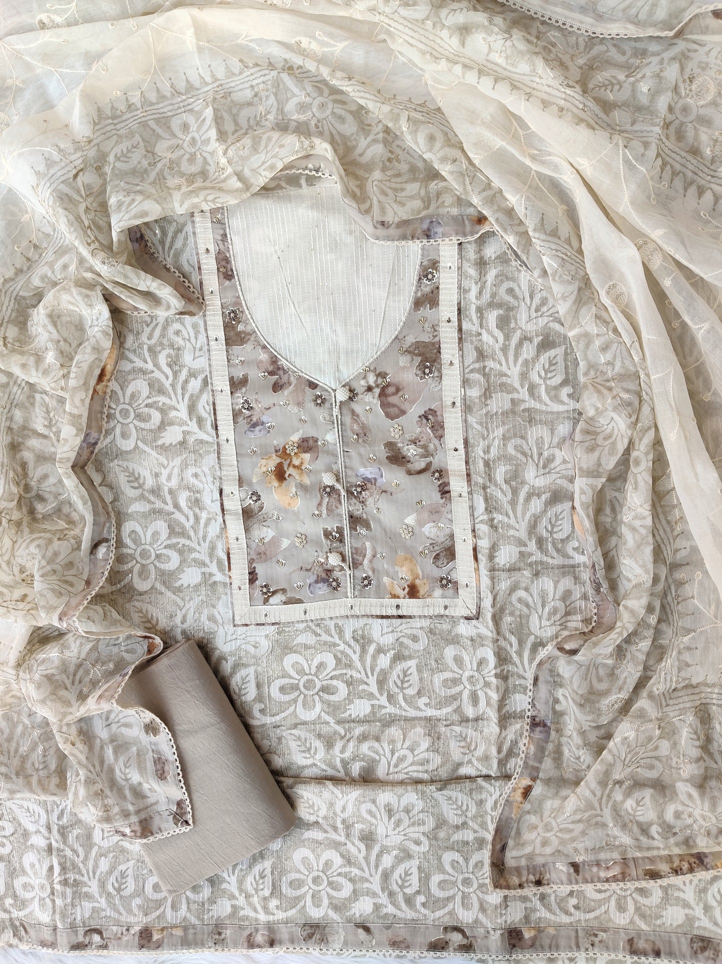 NEW LAUNCH            Exclusive Unstitched Cotton Neck Work Suits with Mulmul Dupatta