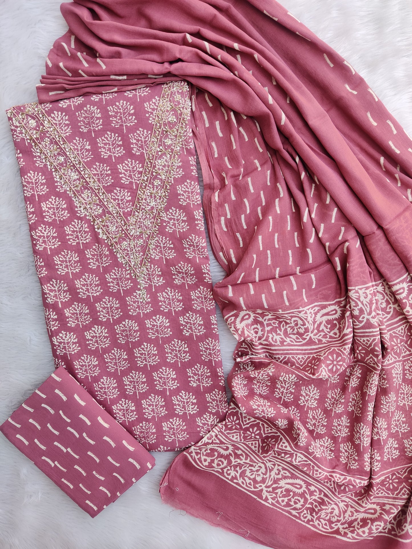 FLORAL PRINTED COTTON GOTA PATTI SUIT WITH COTTON DUPATTA