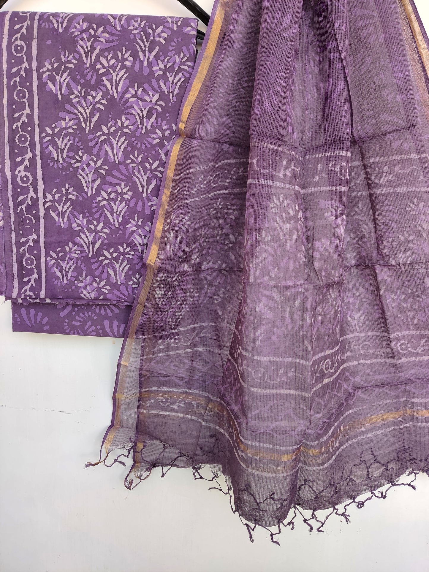 (DABU) Hand Block Printed Cotton Suit with Cotton Kota Doria dupatta9
