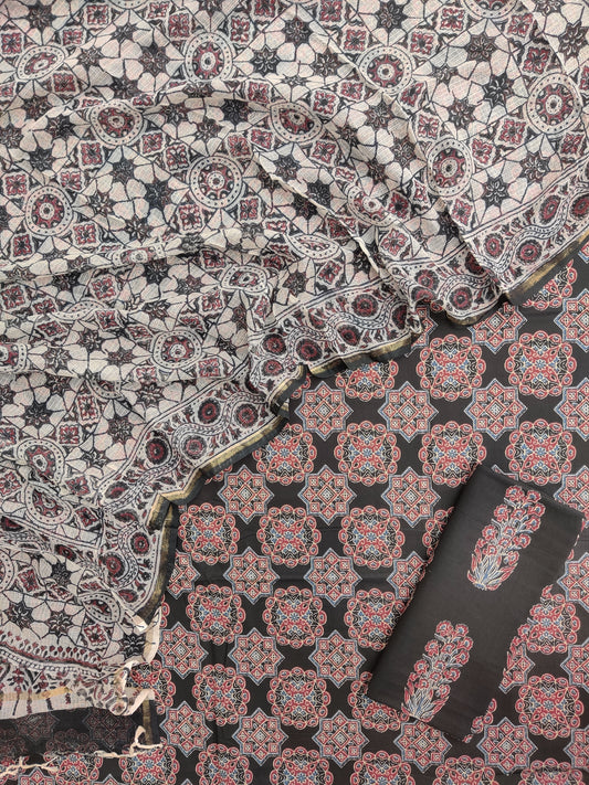 AJRAKH Printed Cotton Suit with Cotton Kota Doria dupattta