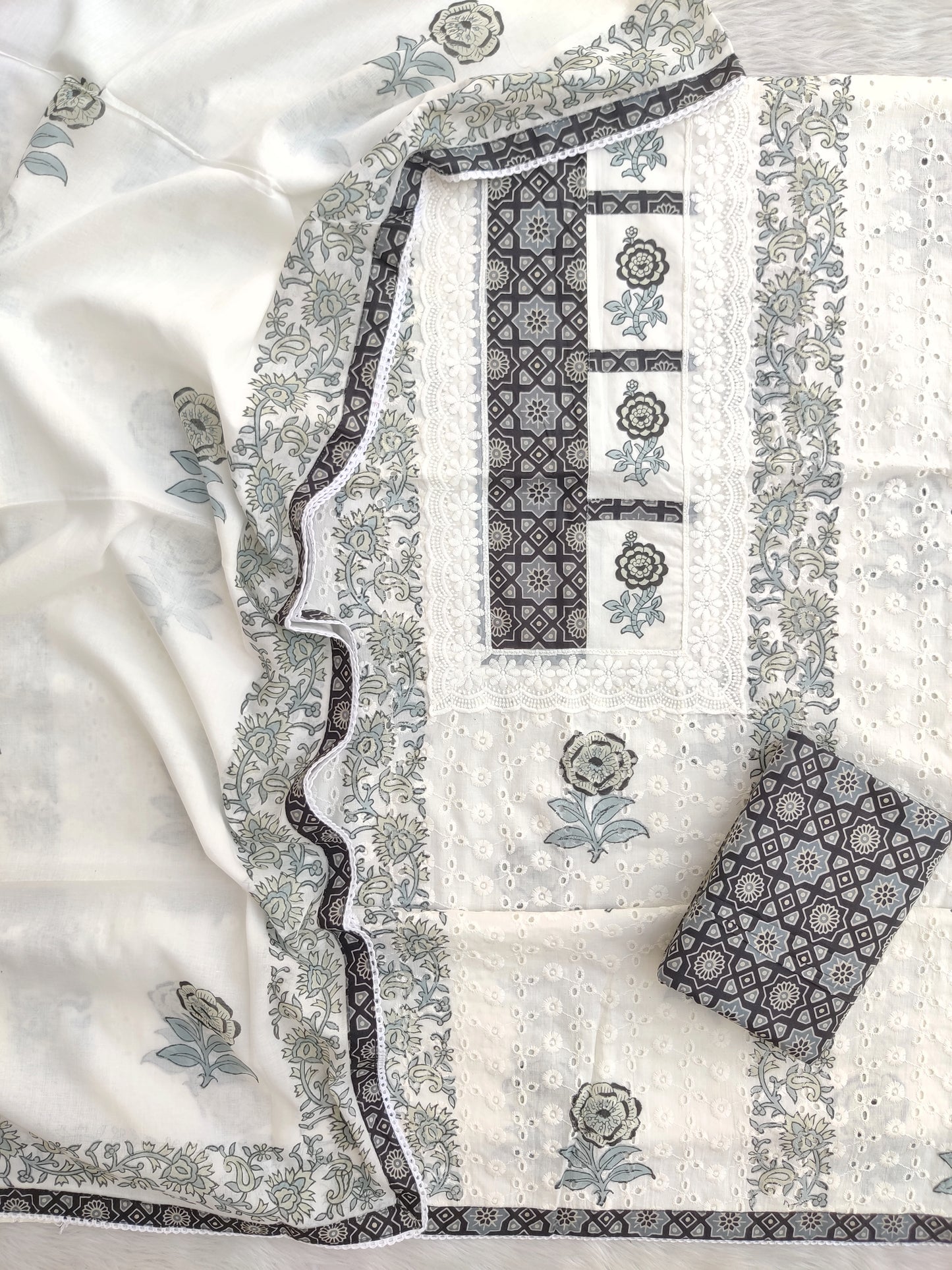 ELEGANT COTTON SCHIFFLI HAKUBA EMBROIDERY MUGHAL BUTA NECK WORK SUIT SET WITH MULMUL DUPATTA