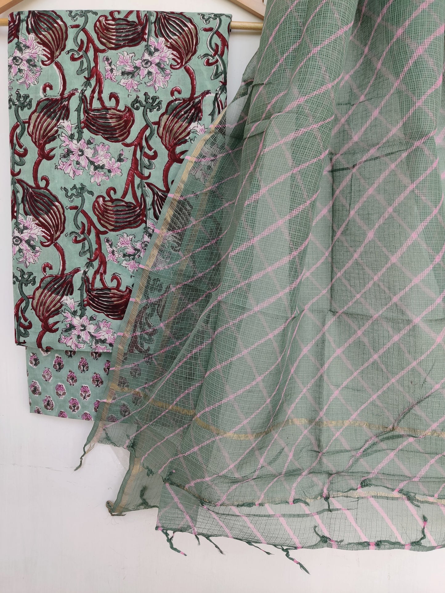 BLOCK PRINTED COTTON SUIT WITH LEHRIYA KOTA DORIA DUPATTA