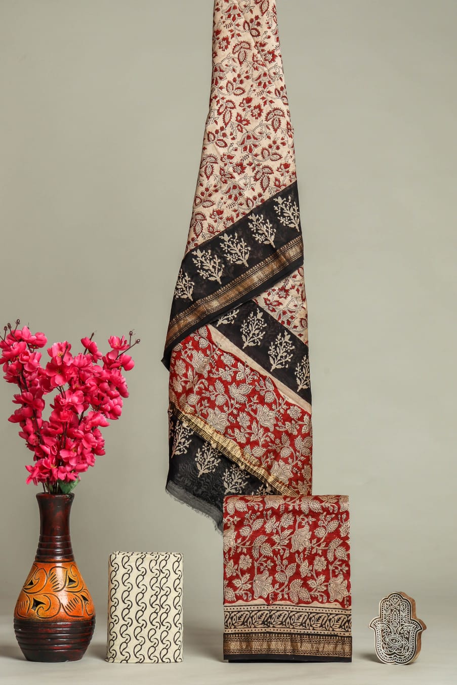 HAND BLOCK PRINTED MAHESHWARI SILK SUIT WITH MAHESHWARI SILK DUPATTA