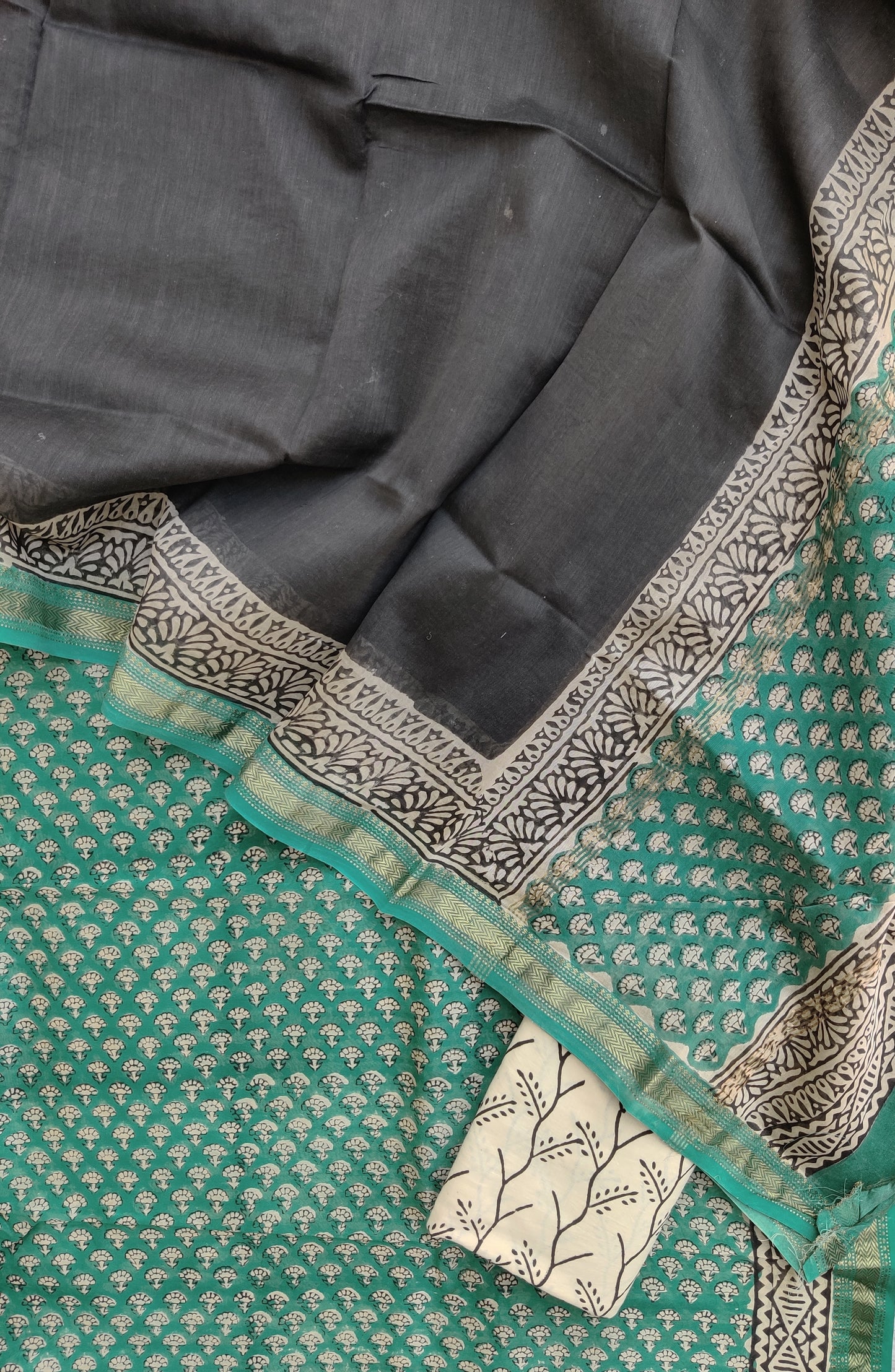 (SALE) HAND BLOCK PRINTED MAHESHWARI SILK SUIT WITH MAHESHWARI SILK DUPATTA