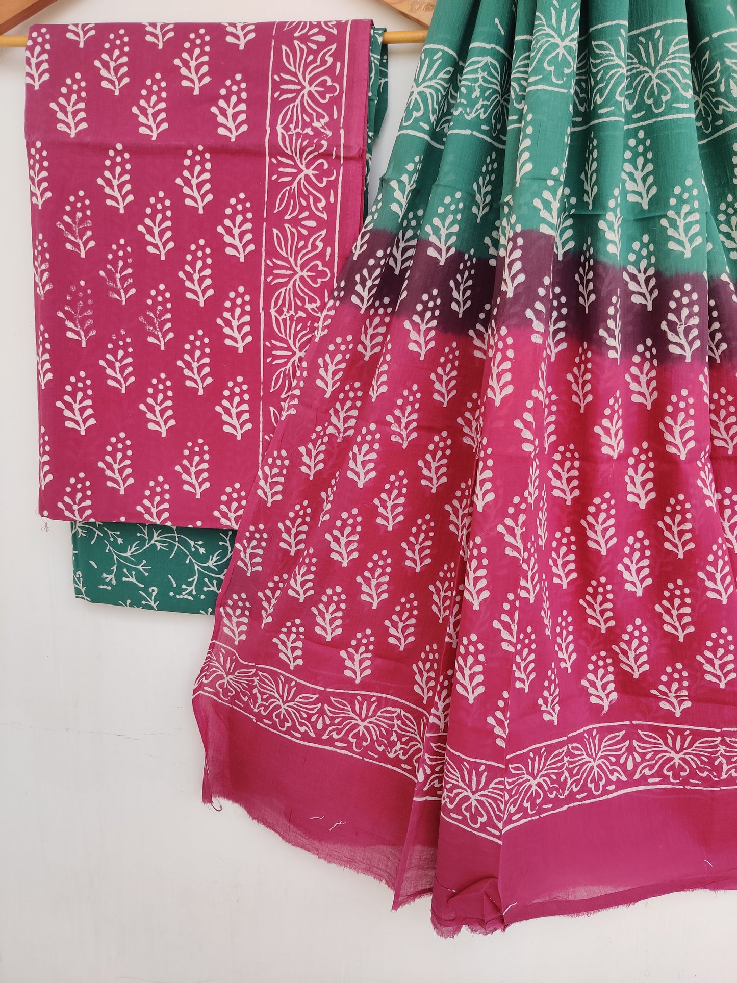 (SALE) Hand Block Printed Cotton Suit With Mulmul Cotton Dupatta