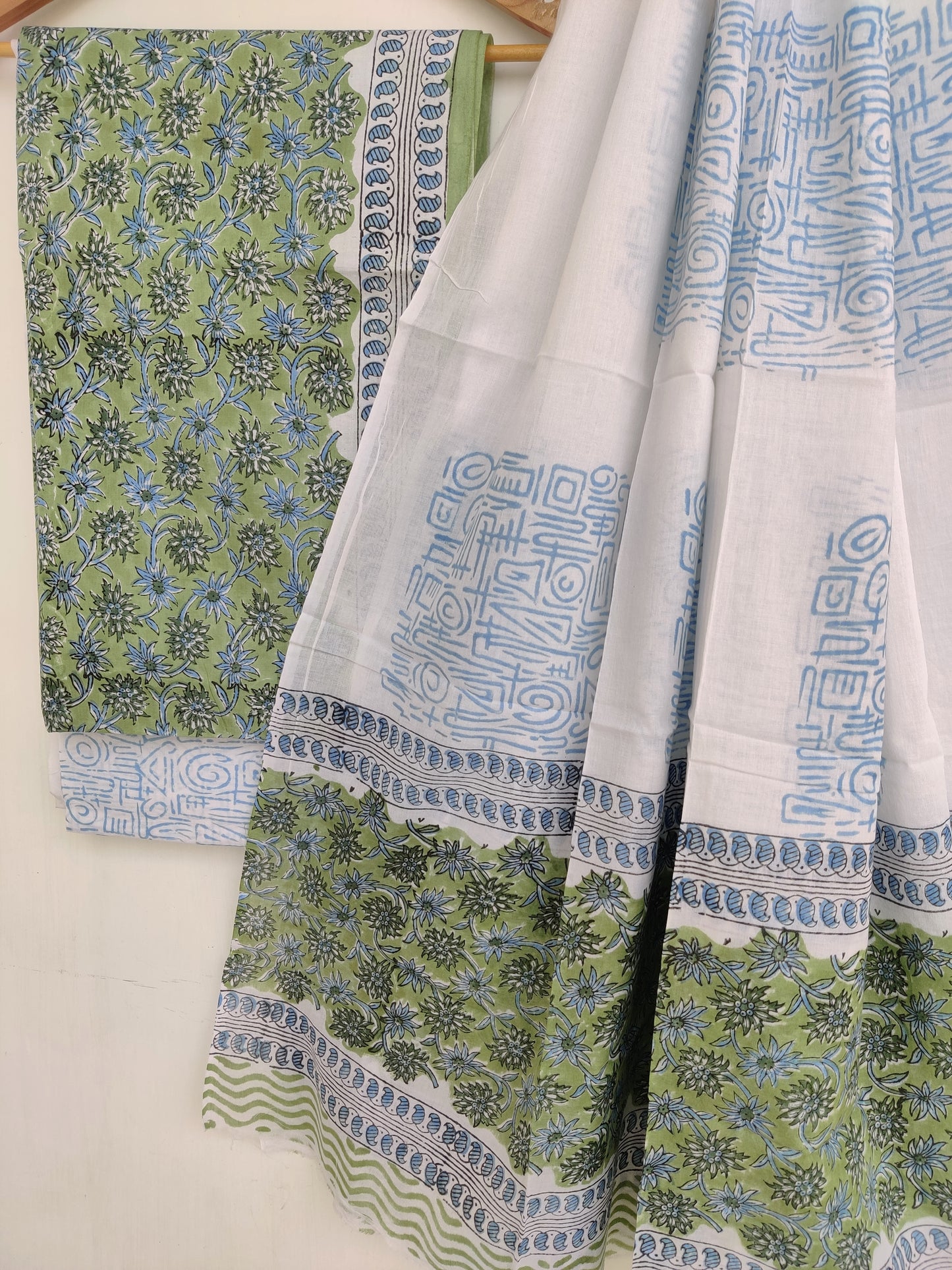 (SALE) Hand Block Printed Cotton Suit With Mulmul Cotton Dupatta
