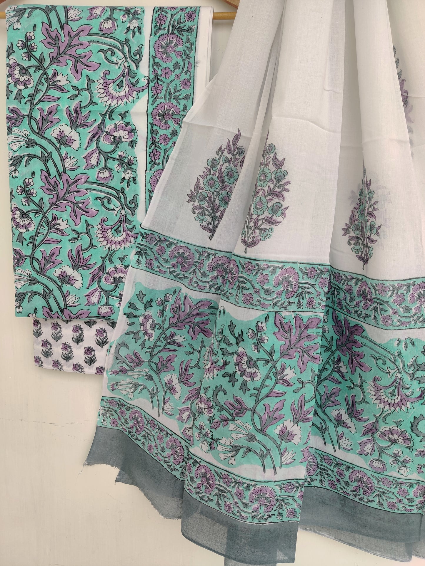 (SALE) Hand Block Printed Cotton Suit With Mulmul Cotton Dupatta