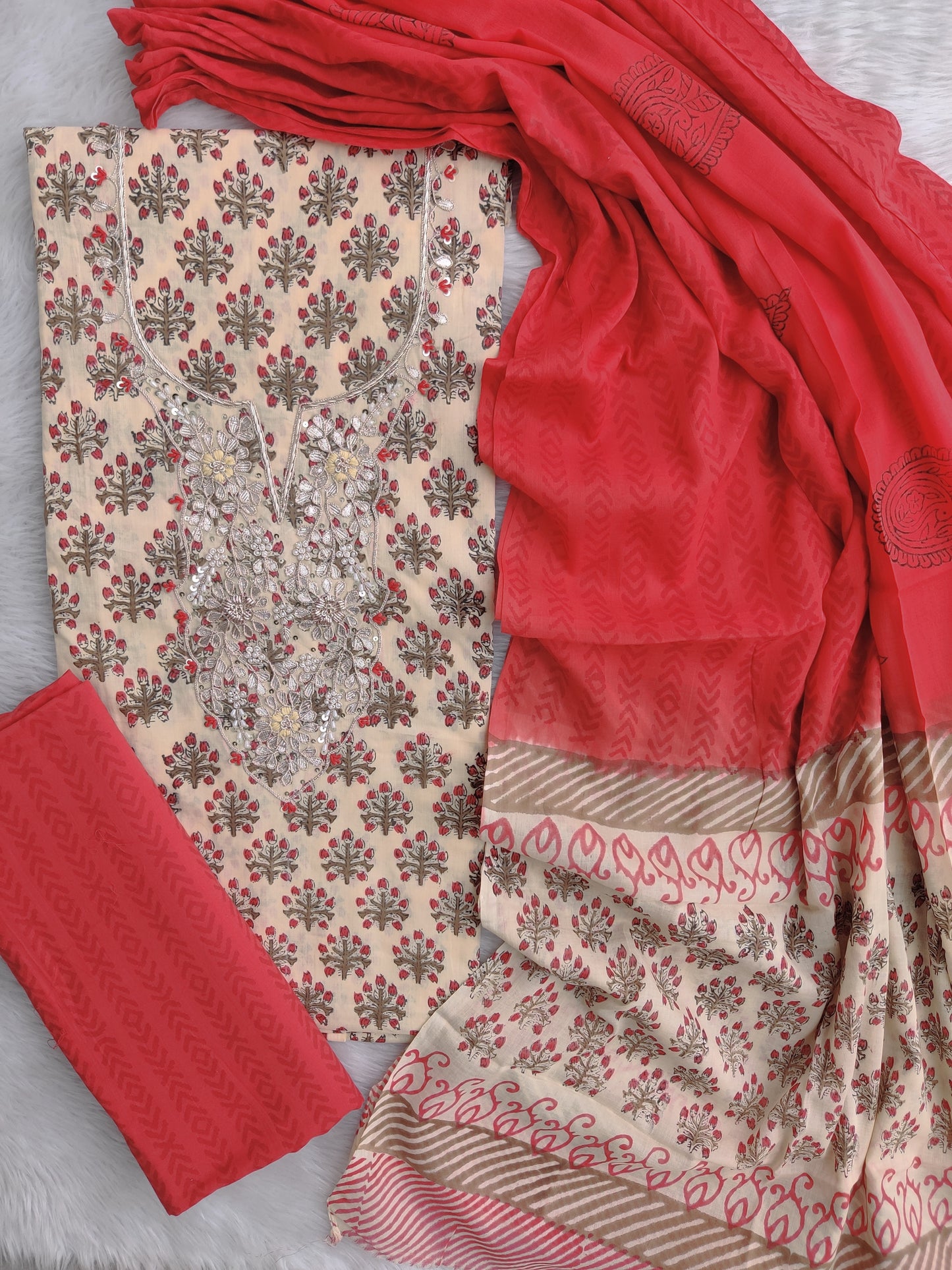 FLORAL PRINTED COTTON GOTA PATTI SUIT WITH COTTON DUPATTA