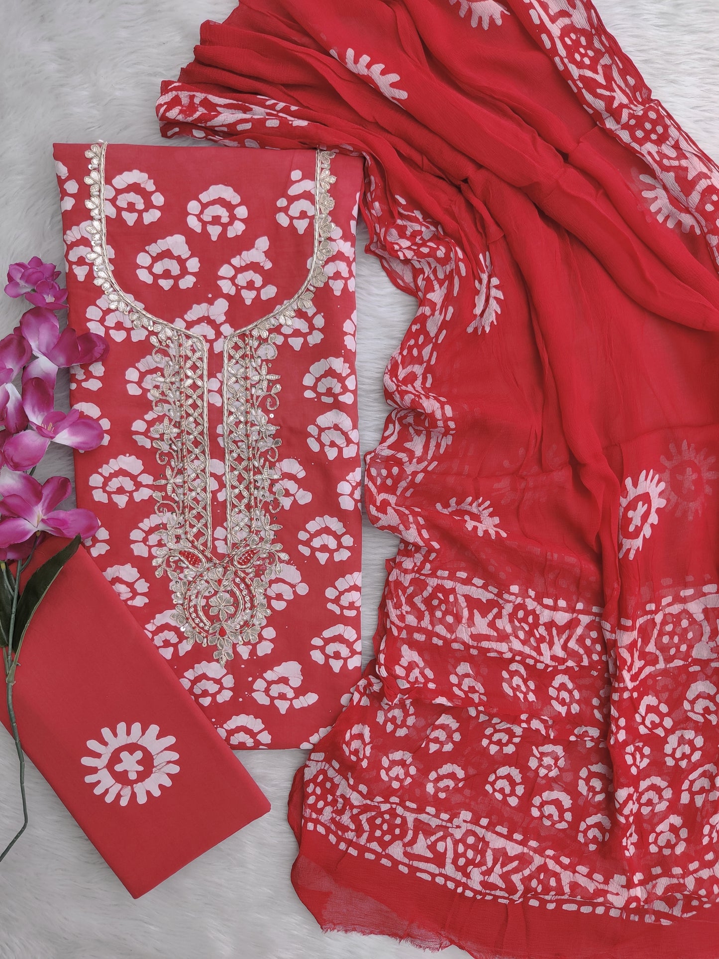 FLORAL PRINTED COTTON GOTA PATTI SUIT WITH CHIFFON DUPATTA