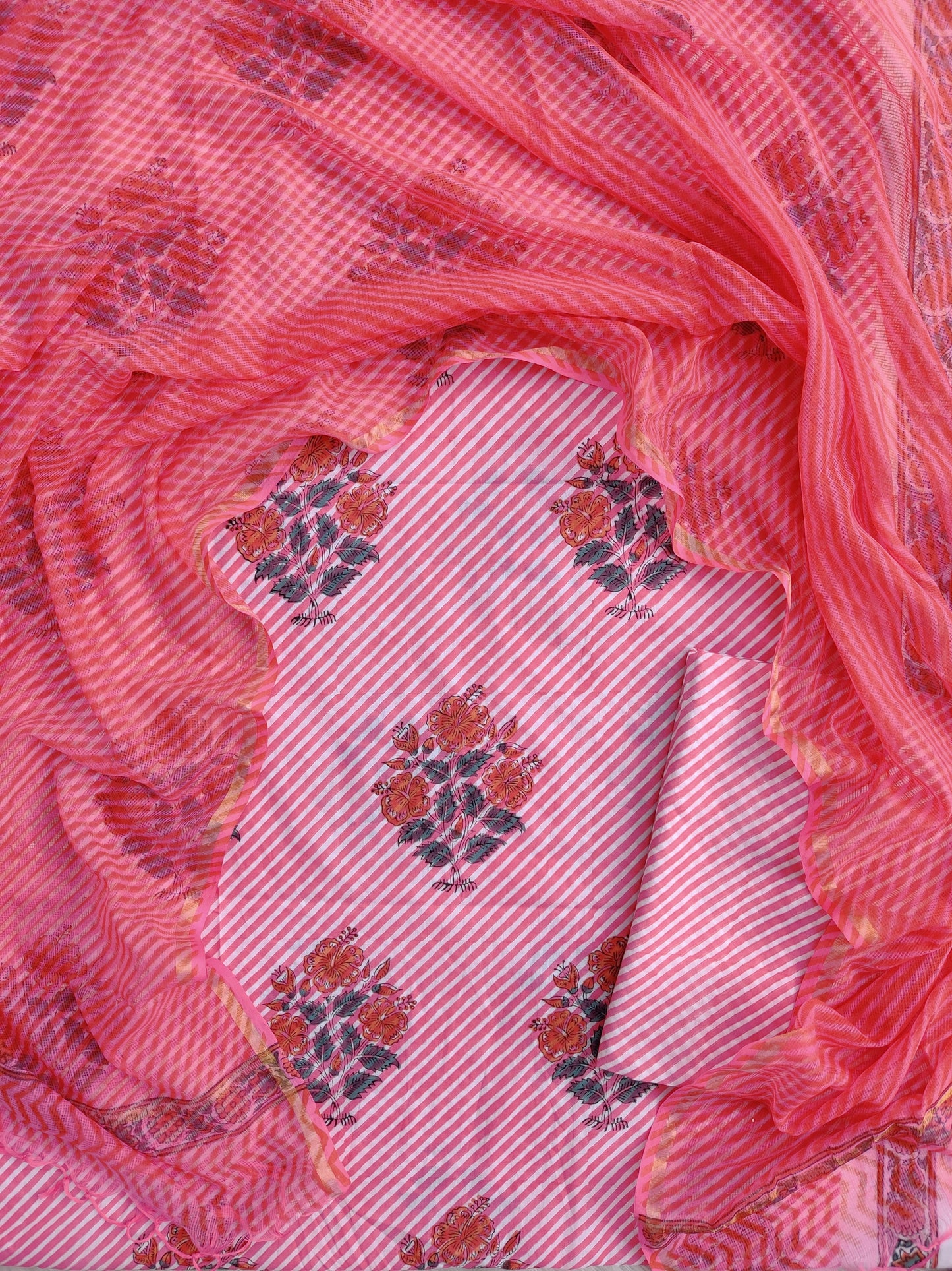 BLOCK PRINTED COTTON SUIT WITH LEHRIYA KOTA DORIA DUPATTA