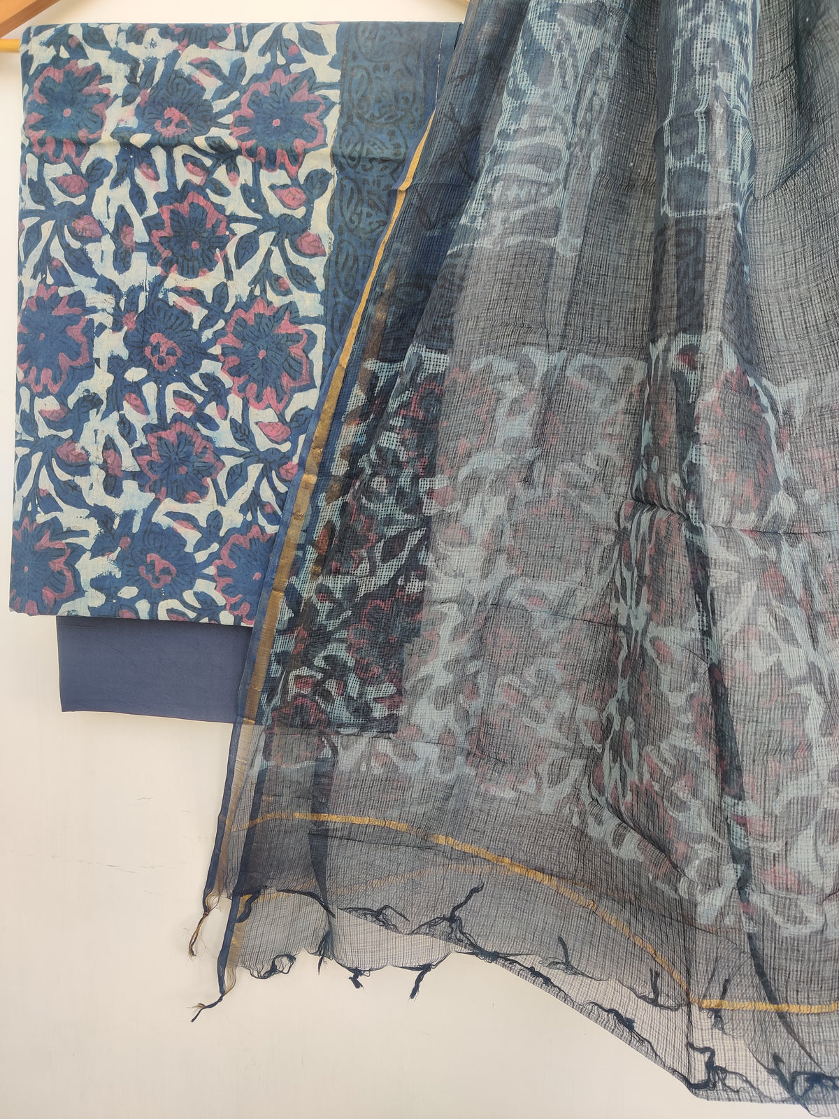 (VANASPATI) Block Printed Cotton Suit with Cotton Kota Doria dupatta