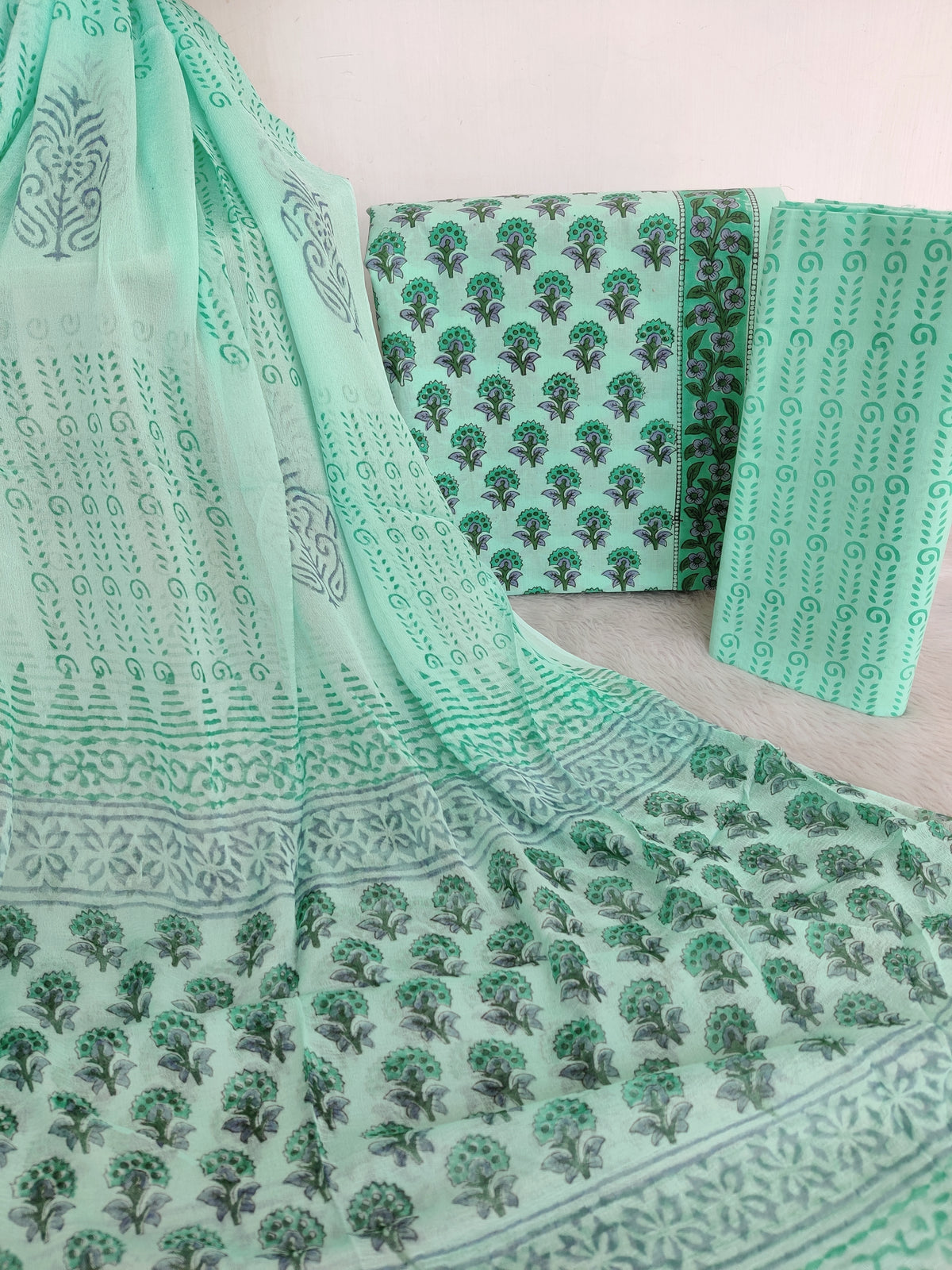 HAND BLOCK PRINTED COTTON SUIT WITH PURE CHIFFON DUPATTA