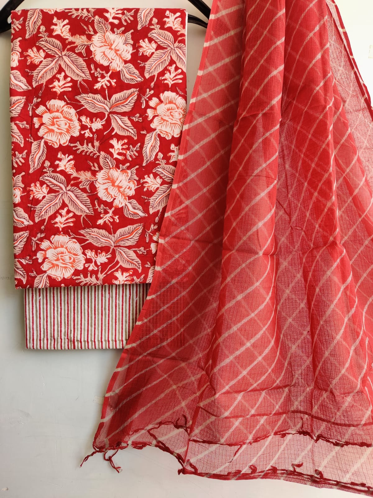 RED BLOCK PRINTED COTTON SUIT WITH LEHRIYA KOTA DORIA DUPATTA